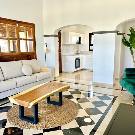 Ocean Lanzarote بيت للعطل